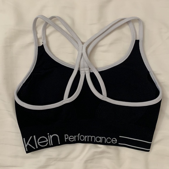 Calvin Klein ribbed workout set - Picture 3 of 7